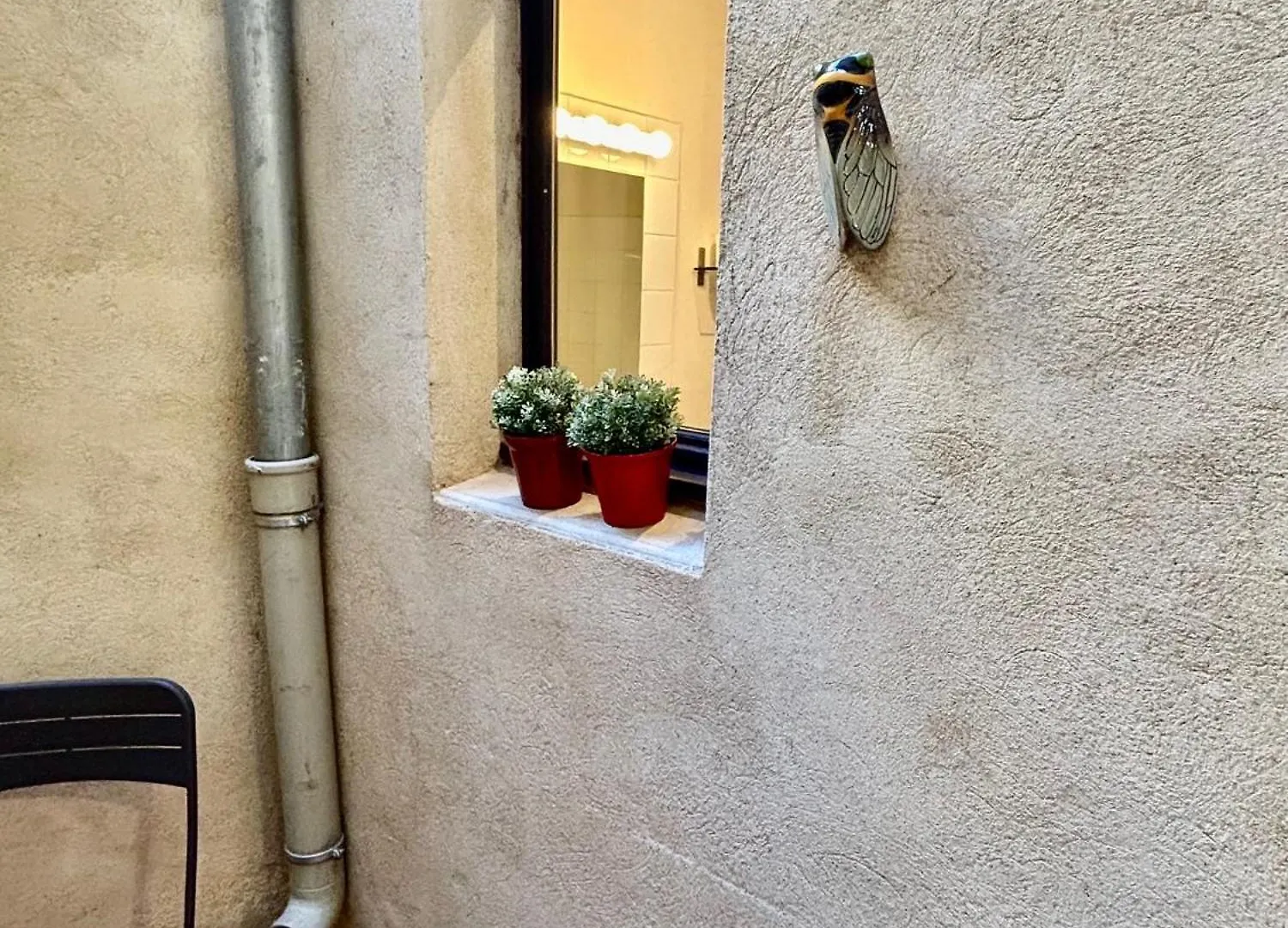 Studio Vernon Arles 0*,